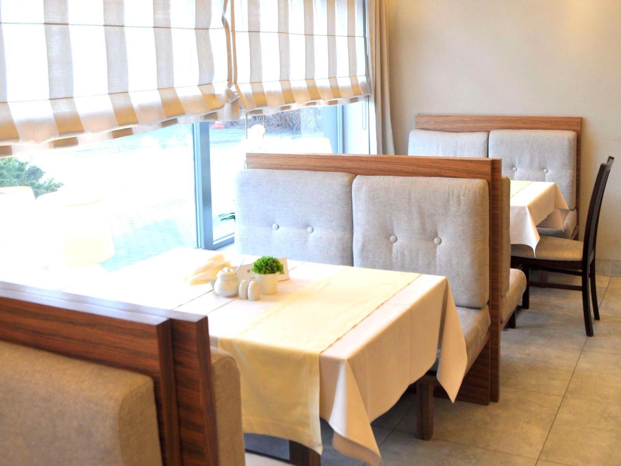Hotel Ibis Styles Warszawa West 3*
