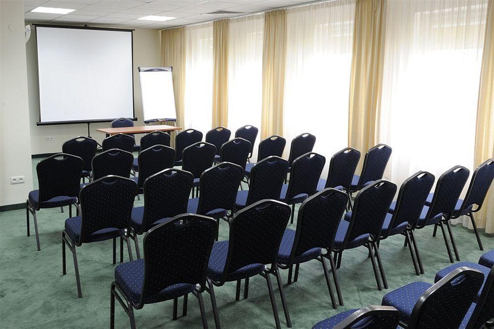 Ibis Styles Warszawa West Hotel Mory