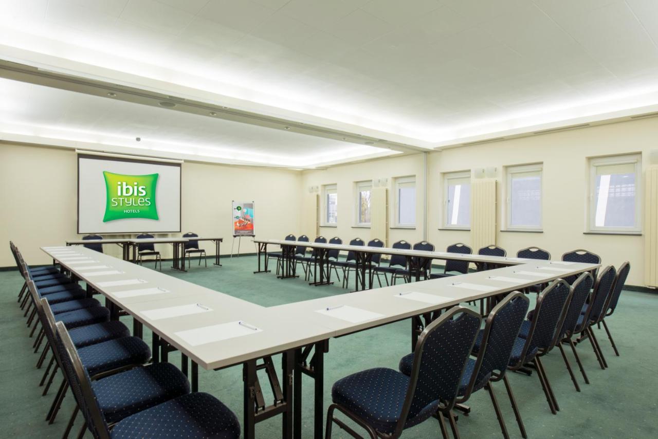 Ibis Styles Warszawa West Hotel 3*